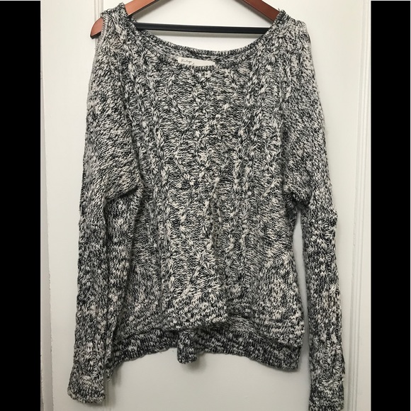 Black and white soft cold shoulder sweater - Picture 1 of 2